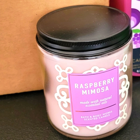 Raspberry Mimosa 7 oz Candle -  Bath & Body - Picture 3 of 3